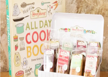 Free Honeybuns bundle of goodies