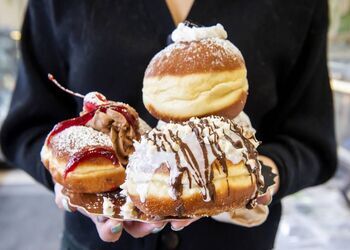 Free Doughnut Giveaway in Manchester (3–4 Nov)