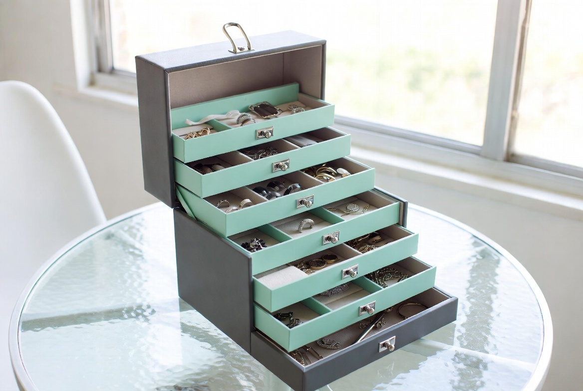 Free Stackable Jewellery Box