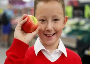 Free apples for kids [Tesco]
